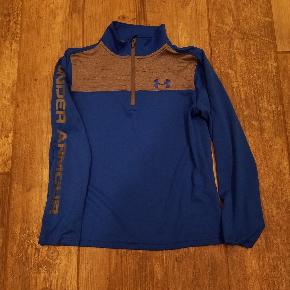 **SOLD**Boys Under Armour 1/4 Zip Pullover